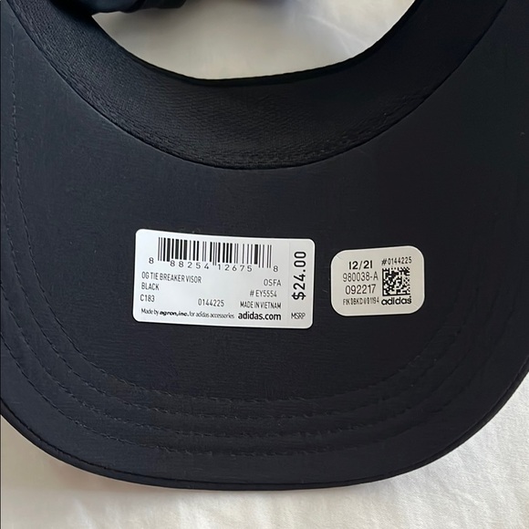 NWT Adidas Black Visor with Logo - Picture 4 of 4